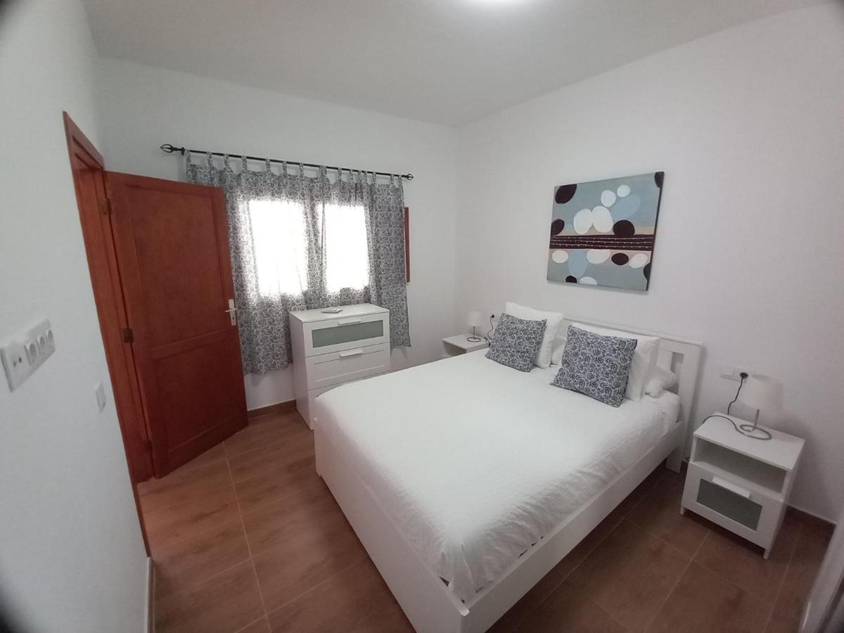 Estudio Sermar Punta Mujeres Bagian luar foto